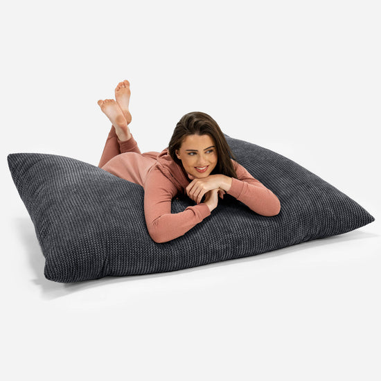 Pouf Géant XXL - Pompon Noir 03