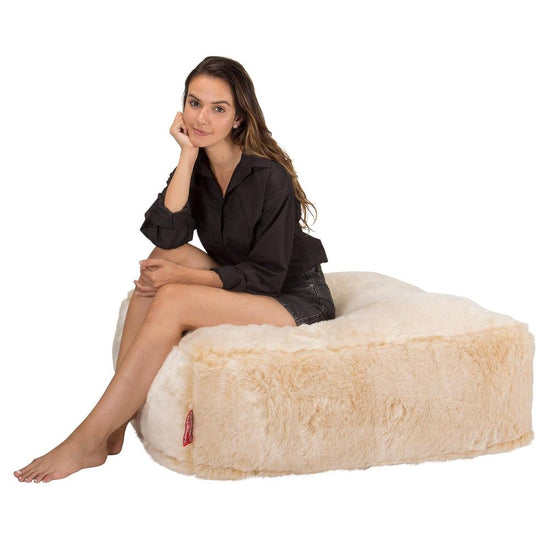 Lounge Pug, CloudSac 250, Pouf Ottomane Repose-pieds à Mémoire de Forme, Fausse Fourrure Blanc