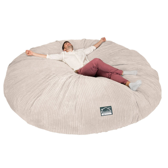 Lounge Pug, CloudSac 5000 XXXXXL, Canapé Pouf Titanesque à Mémoire de Forme, Gros Pouf Sofa, Côtelé Crème