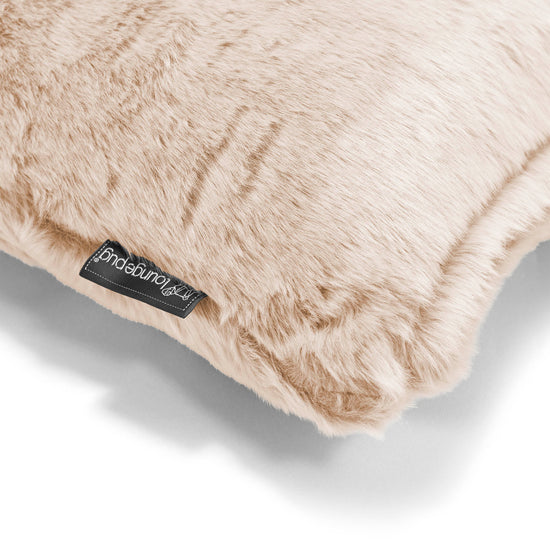 Grand Coussin 70 x 70cm - Fausse Fourrure Lapin Blanc 03
