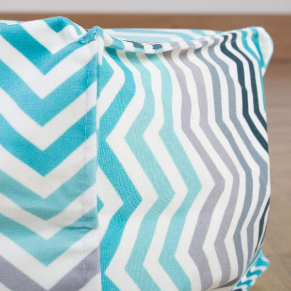 Pouf Géant XXL - Imprimé Géométrique Chevron Mer Égée Fabric Close-up Image
