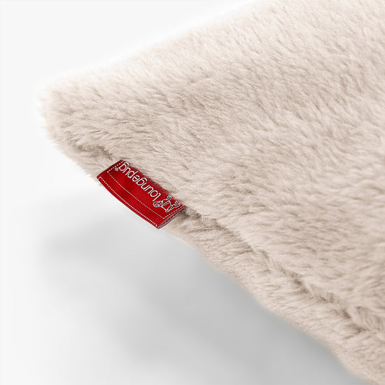 Grand Coussin 70 x 70cm - Fausse Fourrure Nounours Vison 02