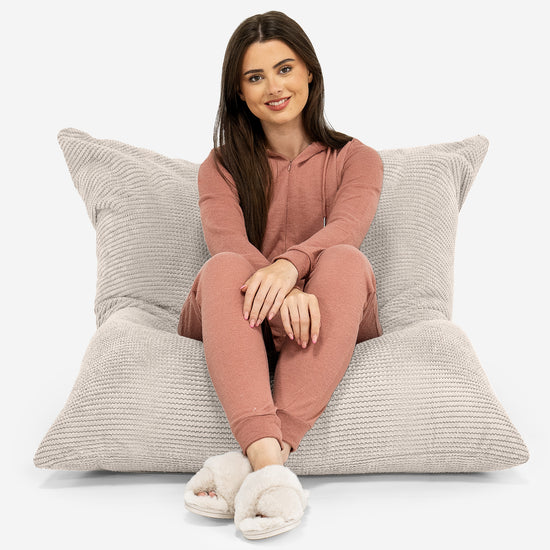 Pouf Géant XXL - Pompon Crème 01
