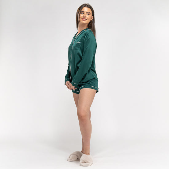 Short de Pyjama en Satin Vert Émeraude pour Femmes 04